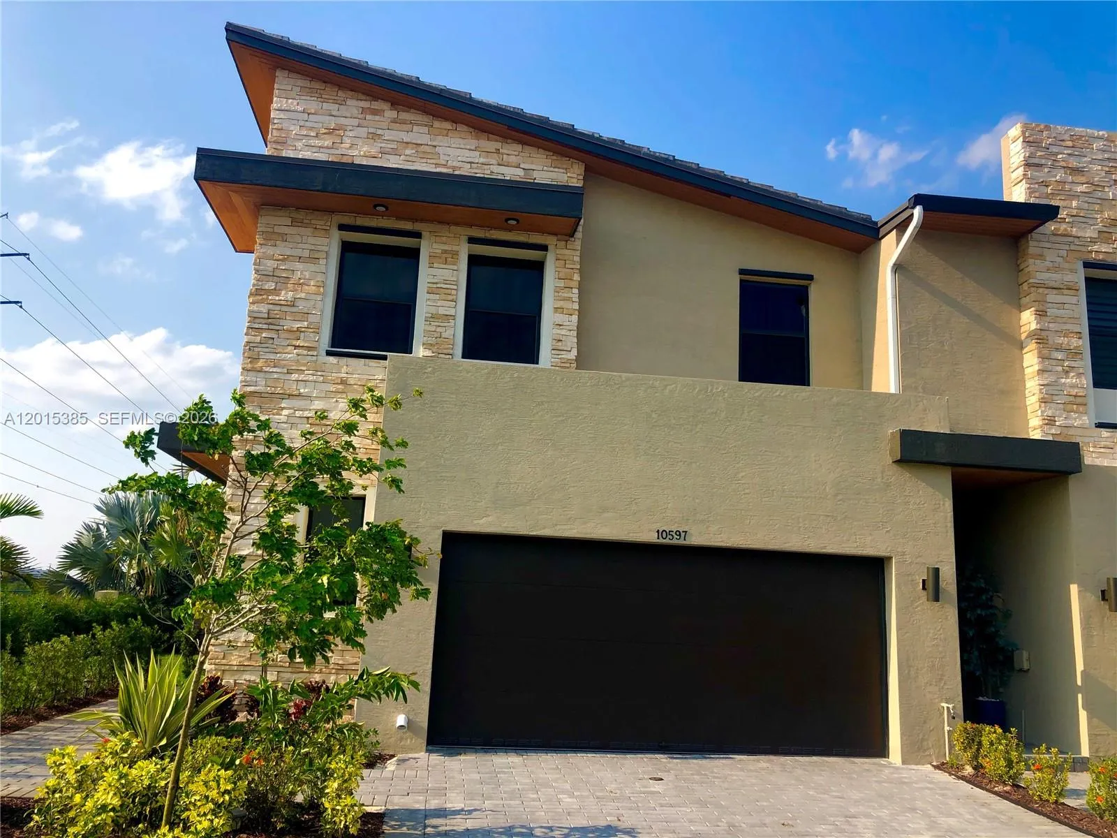 10597 NW NW 81 TERRACE # 10597, Doral FL 33178