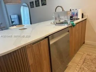 401 Ocean Dr # 525, Miami Beach FL 33139