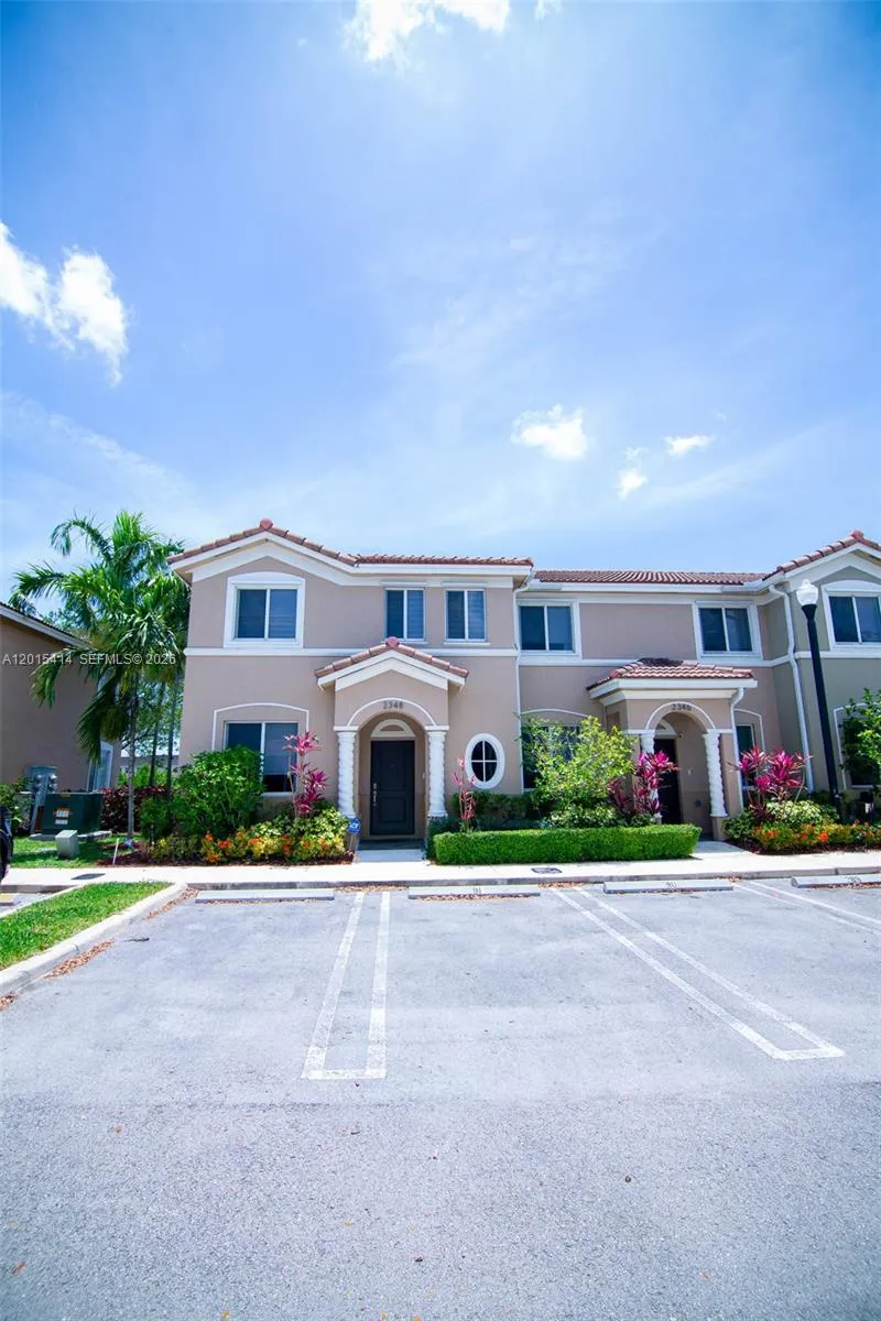 2348 SE 12th Ct, Homestead FL 33035