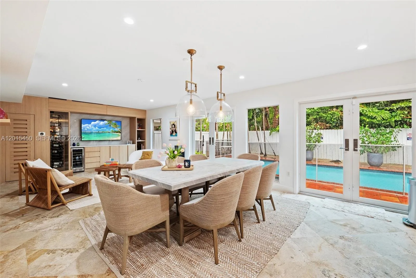 200 W Mashta Dr, Key Biscayne FL 33149