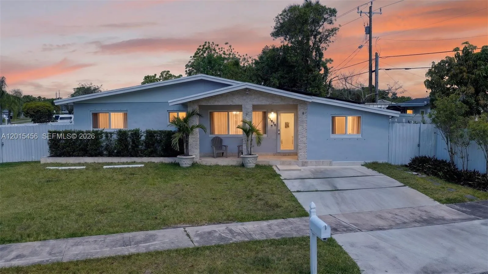 4 bedroom 4 bath for sale at 11970 SW 177th Ter, Miami FL 33177