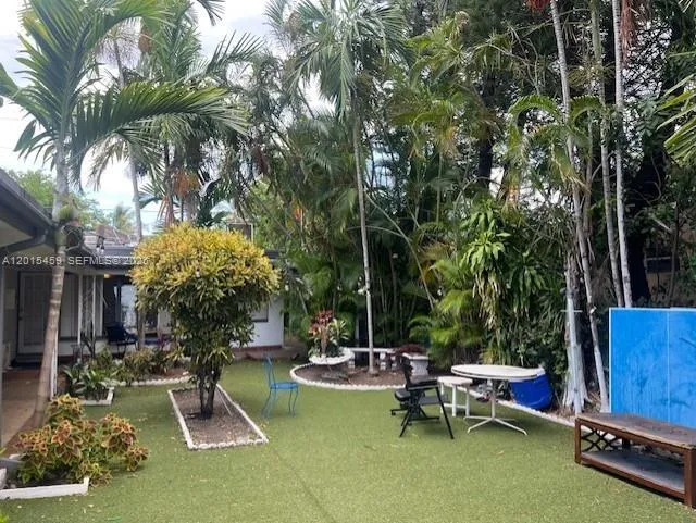 732 Moffett # 4A, Hallandale Beach FL 33009