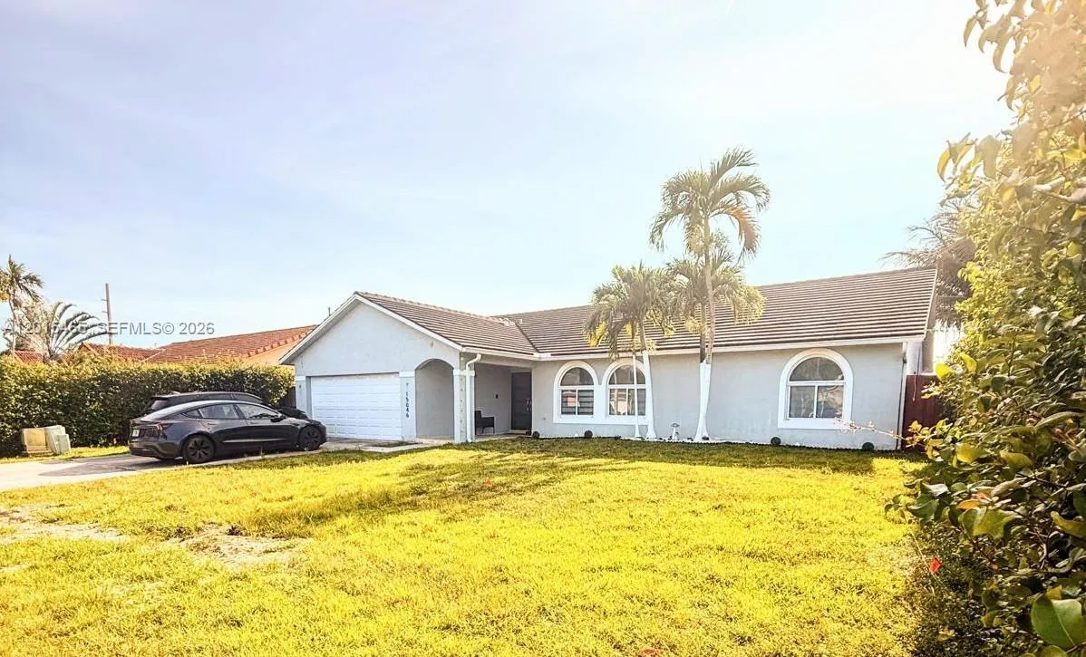 4 bedroom 2 bath for sale at 15046 SW 148th Pl, Miami FL 33196