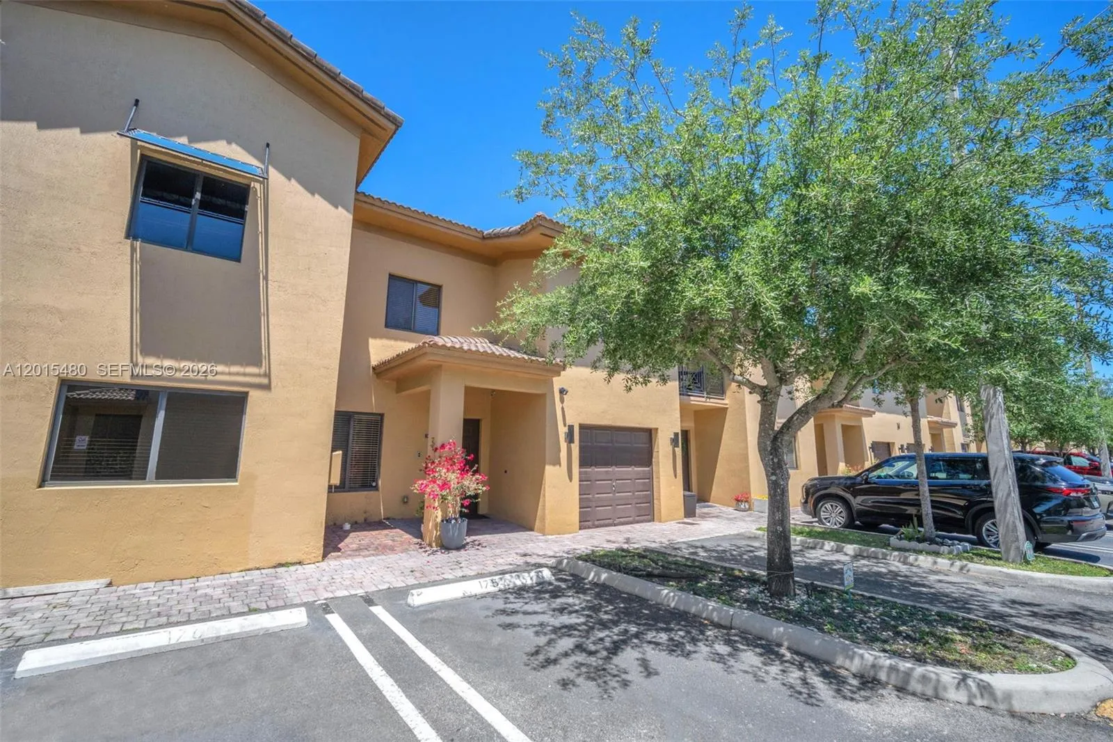 11115 W Okeechobee Rd # 175, Hialeah Gardens FL 33018