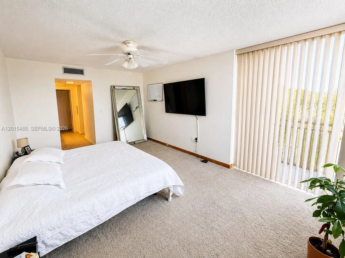 3375 N Country Club Dr # 407, Aventura FL 33180