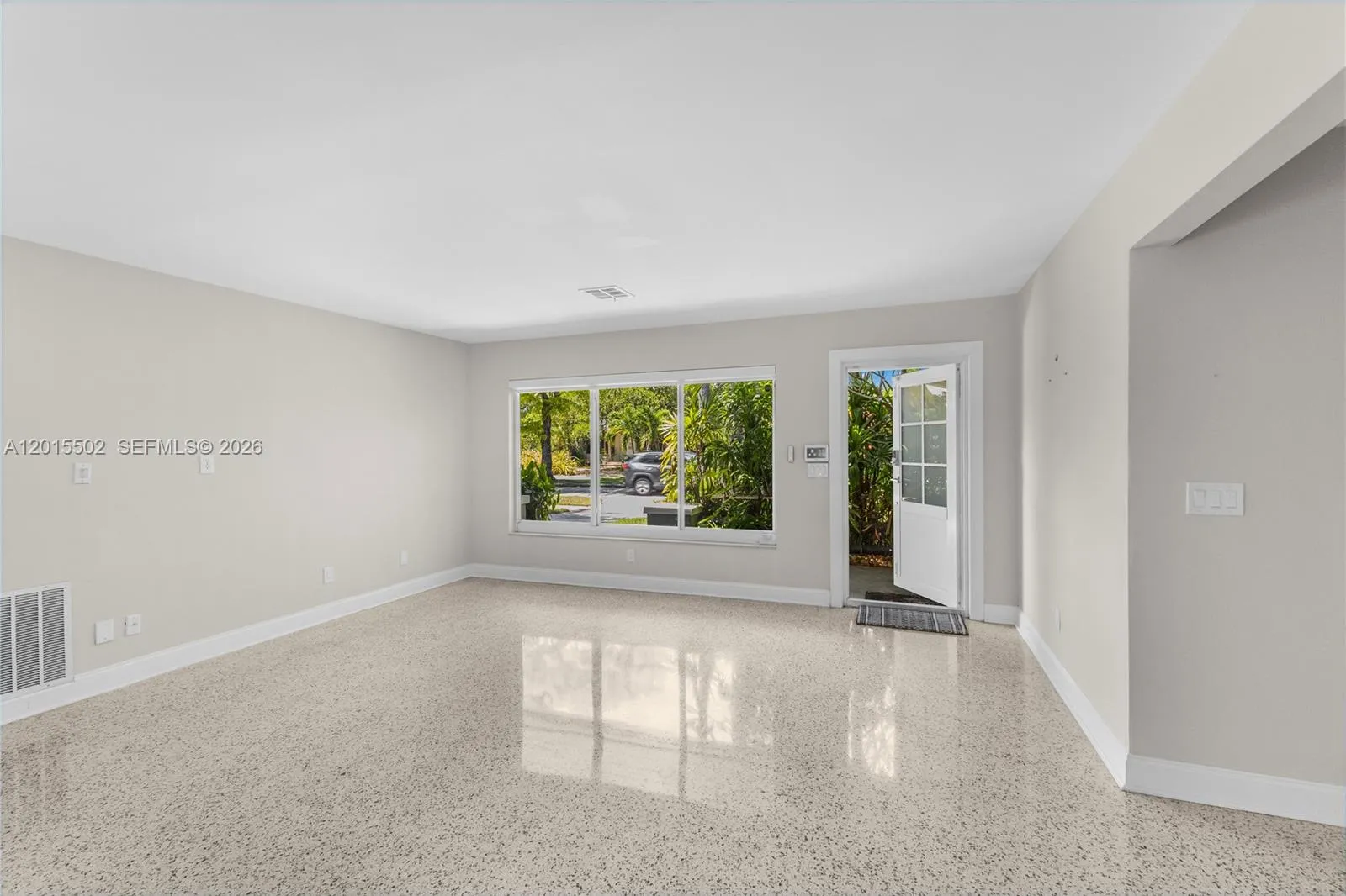 340 NE 129th St, North Miami FL 33161