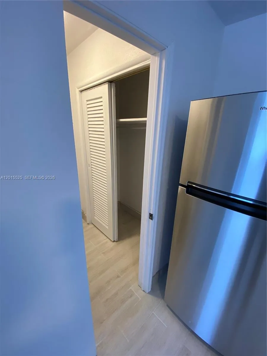 1723 Liberty St # 6, Hollywood FL 33020