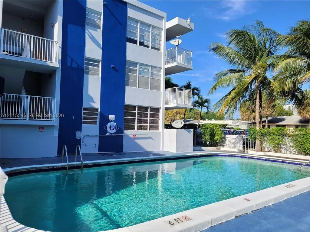 2175 NE 170th St # 108, North Miami Beach FL 33162