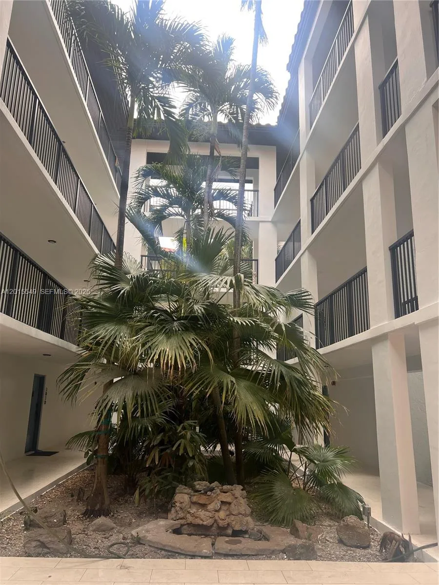 55 Ocean Lane Dr # 3030, Key Biscayne FL 33149