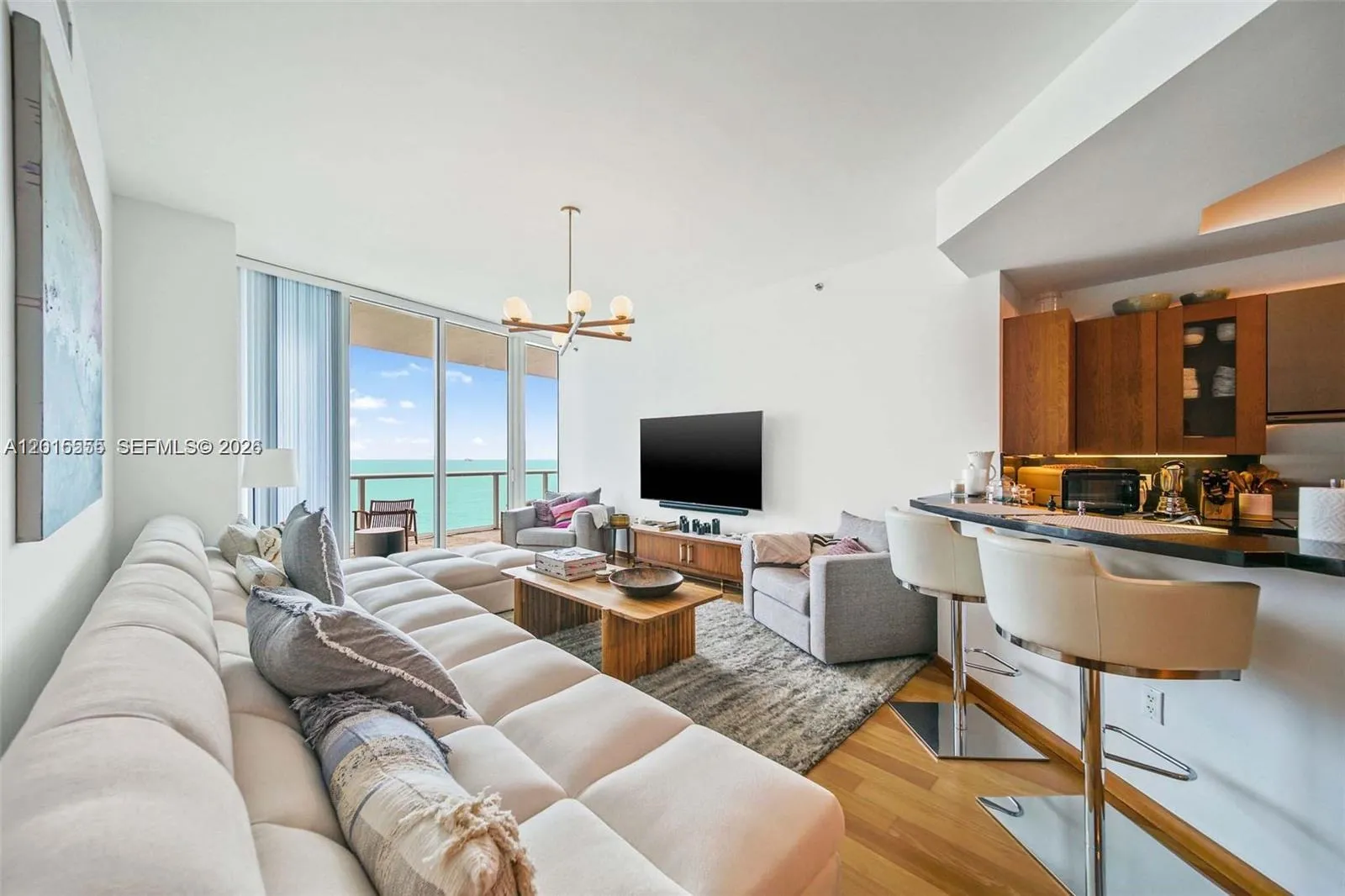 100 S Pointe Dr # 1608, Miami Beach FL 33139