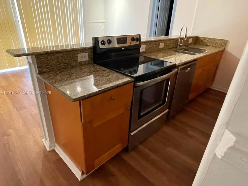 5222 NE 6th Ave # F34, Oakland Park FL 33334