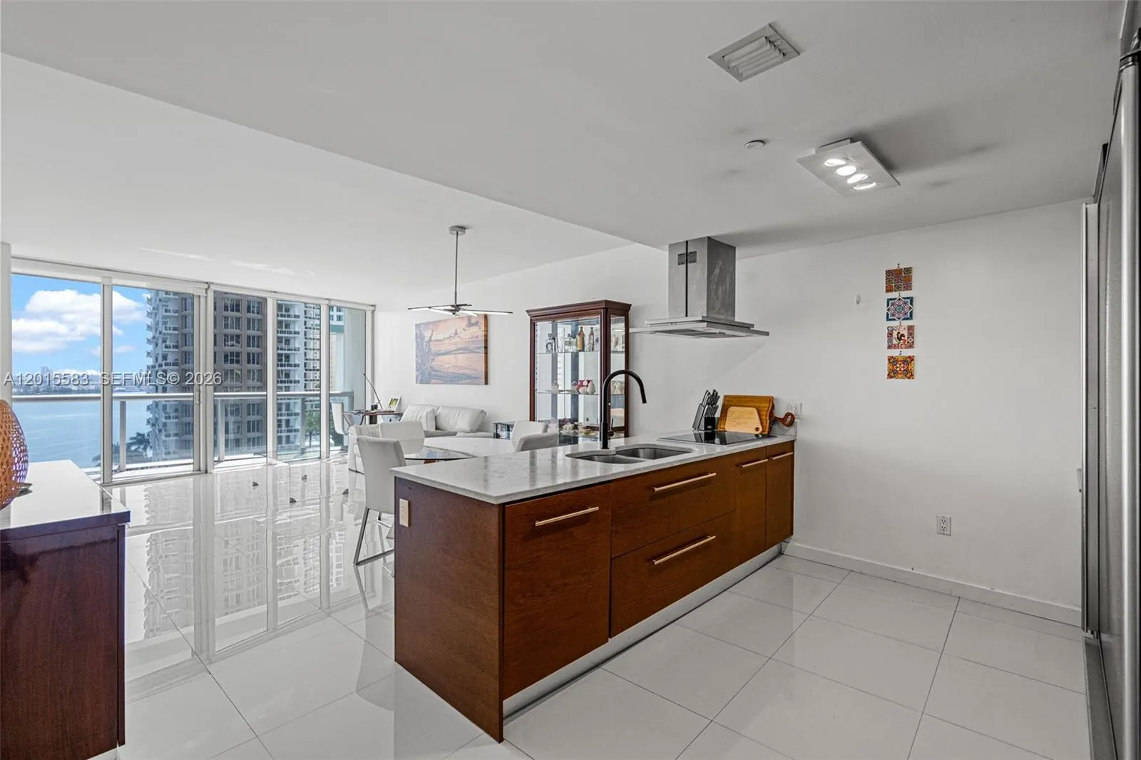 465 Brickell Ave # 1016, Miami FL 33131