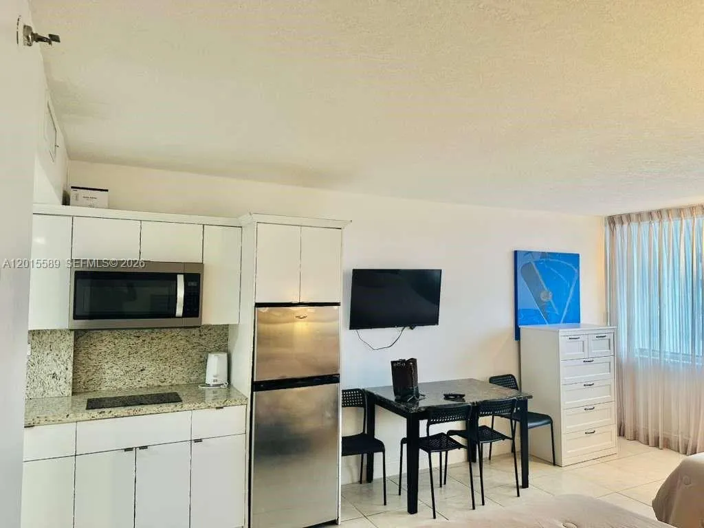 19201 Collins Ave # 841, Sunny Isles Beach FL 33160