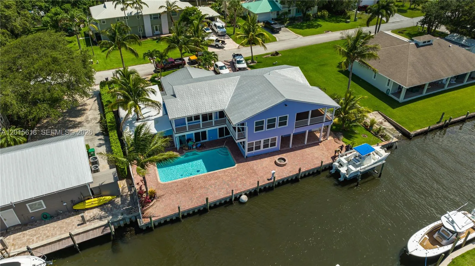 474 Peninsula Dr, Fort Pierce FL 34946