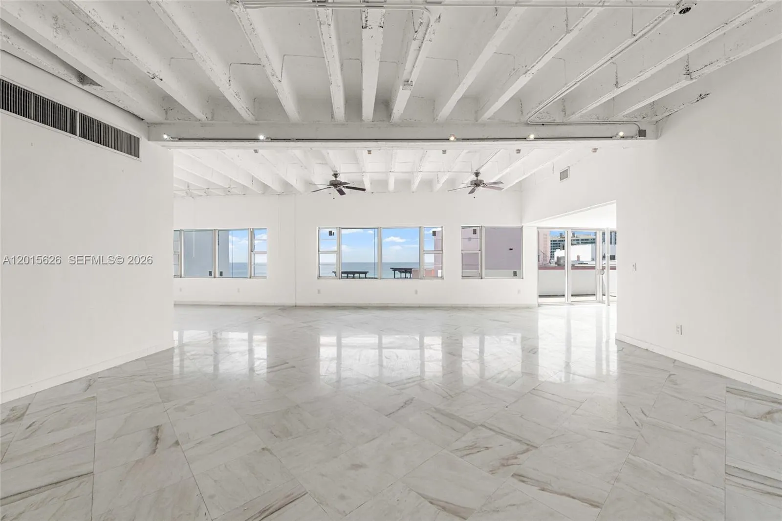 5255 Collins Ave, Miami Beach FL 33140
