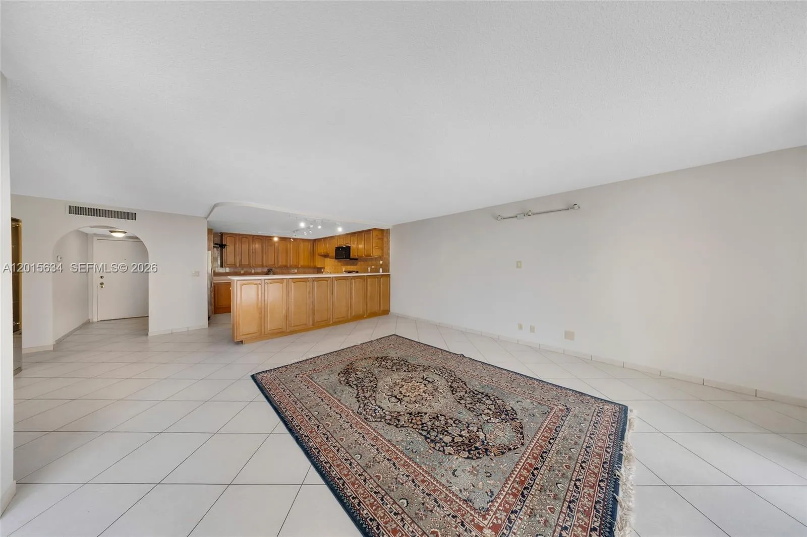 600 Three Islands Blvd # 212, Hallandale Beach FL 33009