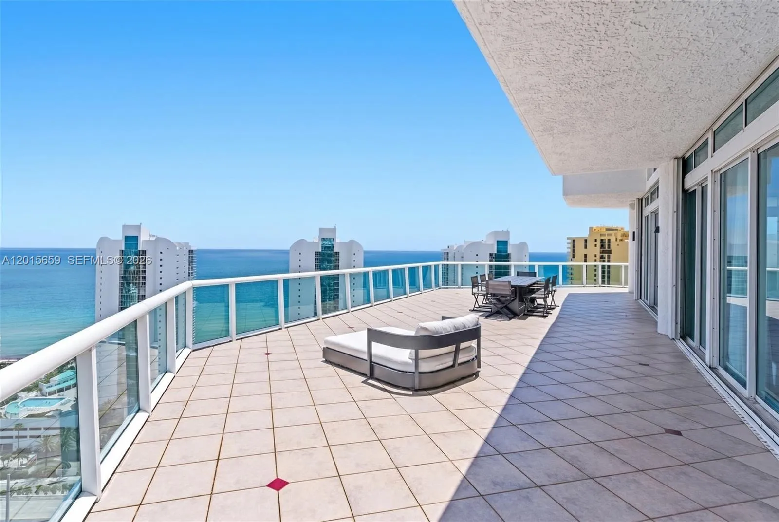 16400 Collins Ave, Sunny Isles Beach FL 33160