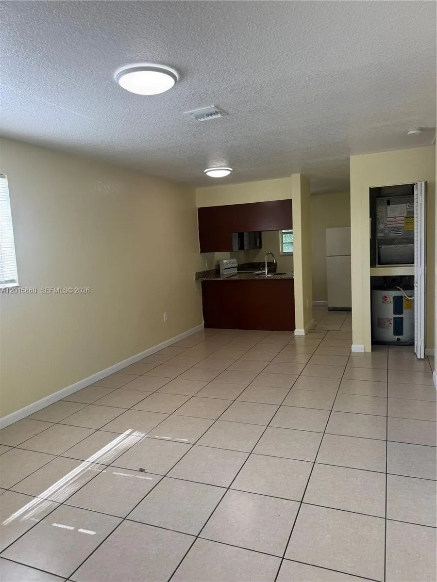 1101 W Prospect Rd # 6, Fort Lauderdale FL 33309