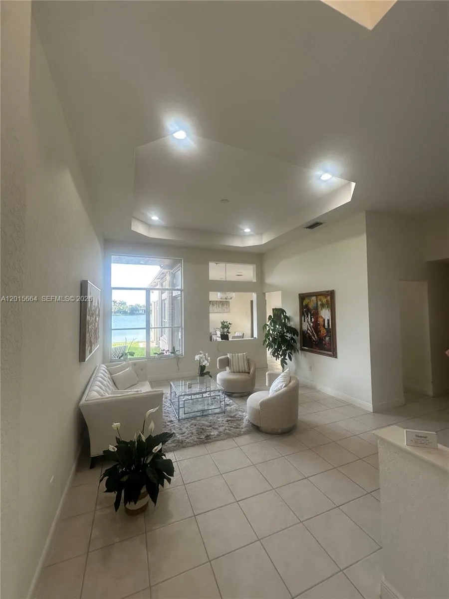 18571 SW 44th St, Miramar FL 33029