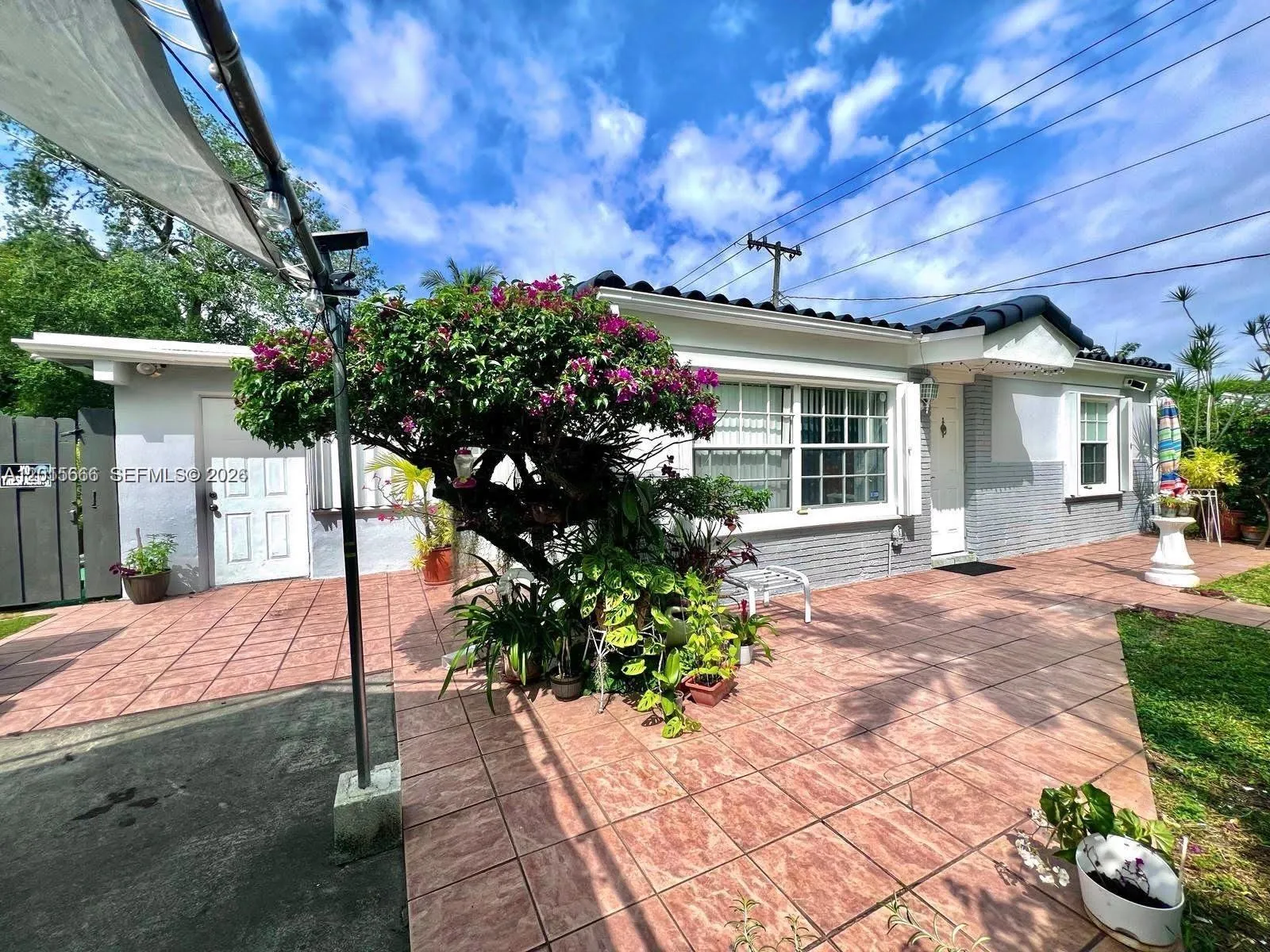 1465 SW 28th Way, Fort Lauderdale FL 33312