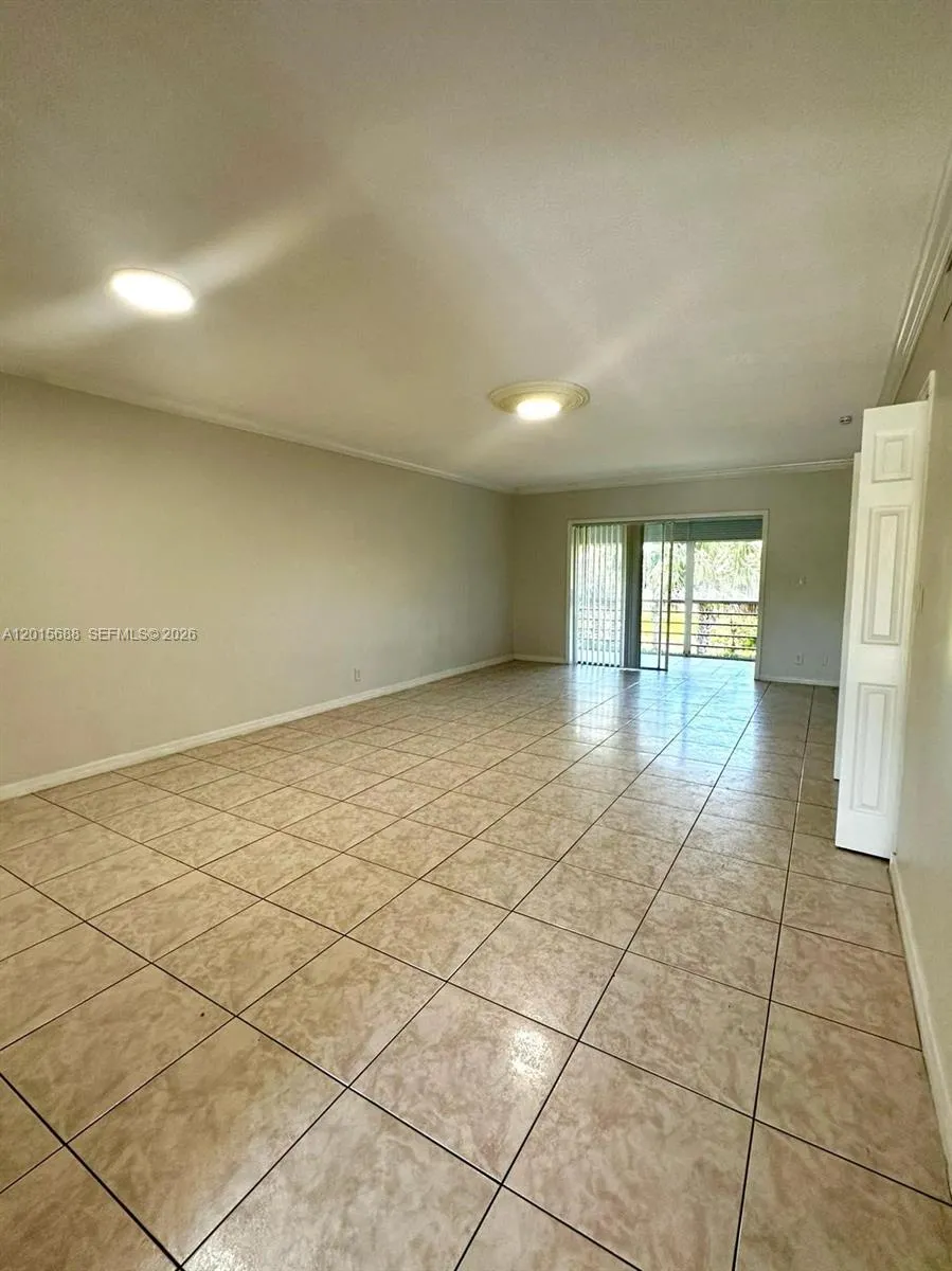 4291 NW 9th Ave # 202, Deerfield Beach FL 33064