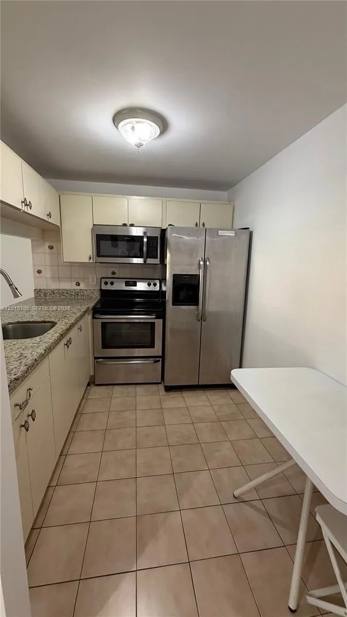 6385 W 27th Ave # 3, Hialeah FL 33016