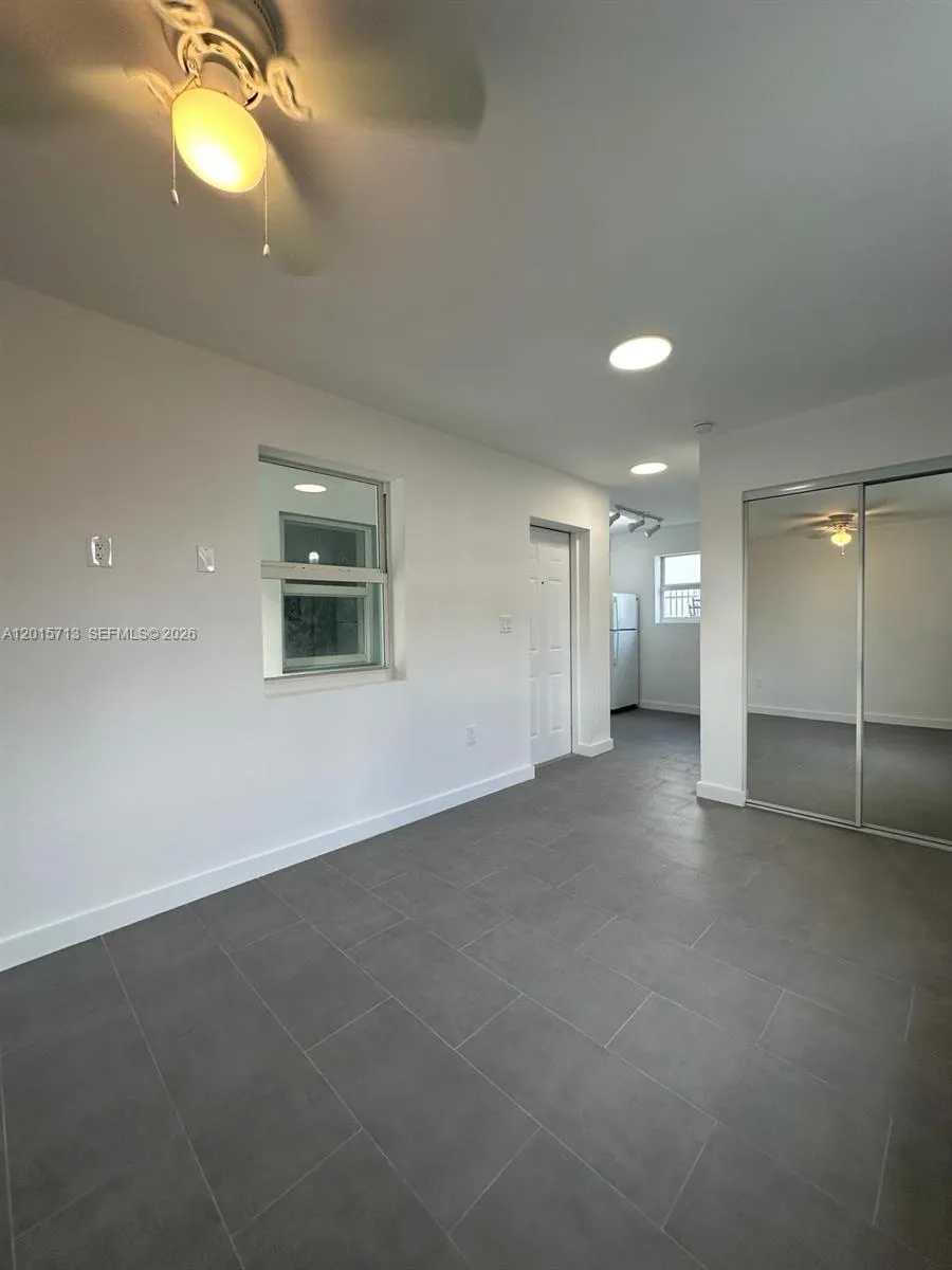 1535 NW 1st Pl # 10, Miami FL 33136