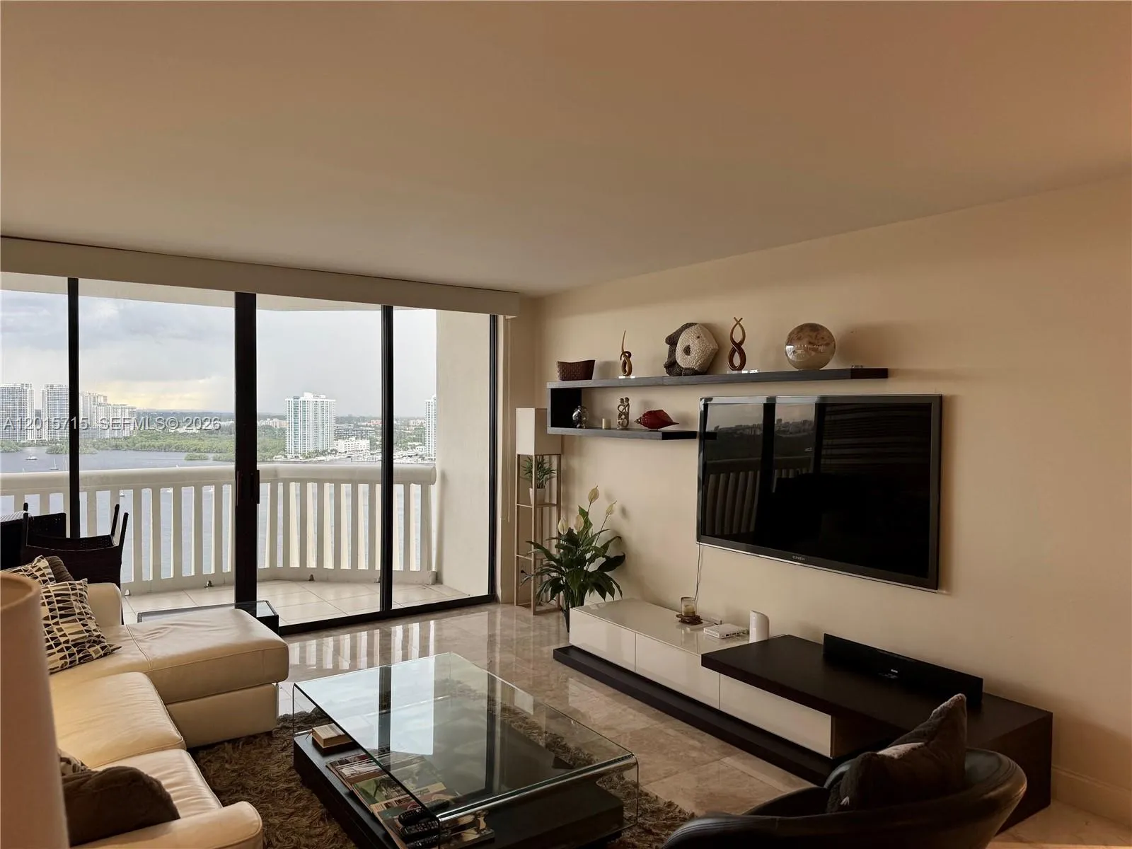 1000 Island Blvd # 2512, Aventura FL 33160
