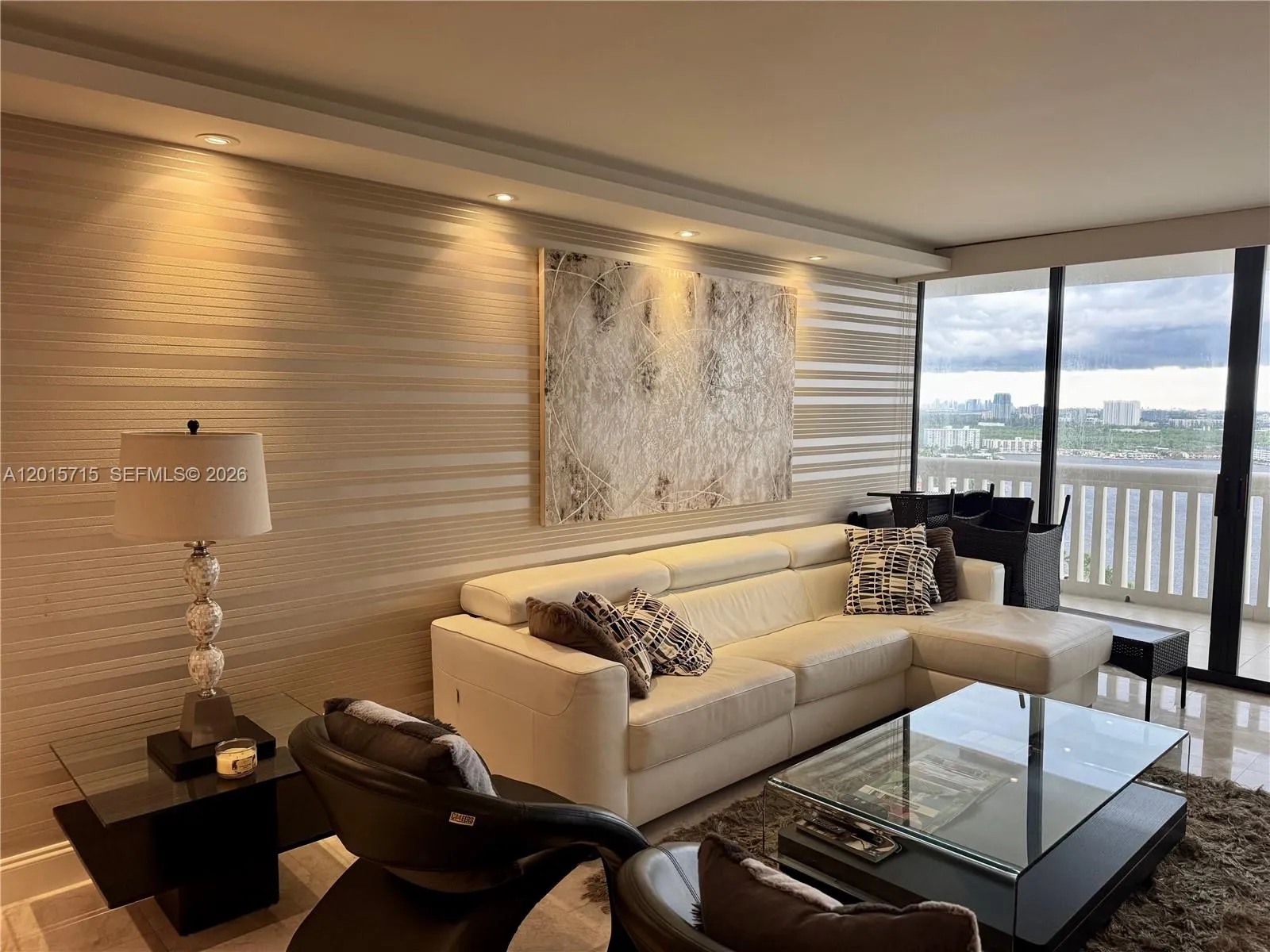 1000 Island Blvd # 2512, Aventura FL 33160
