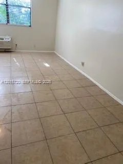 2401 Riverside Dr # B, Coral Springs FL 33065