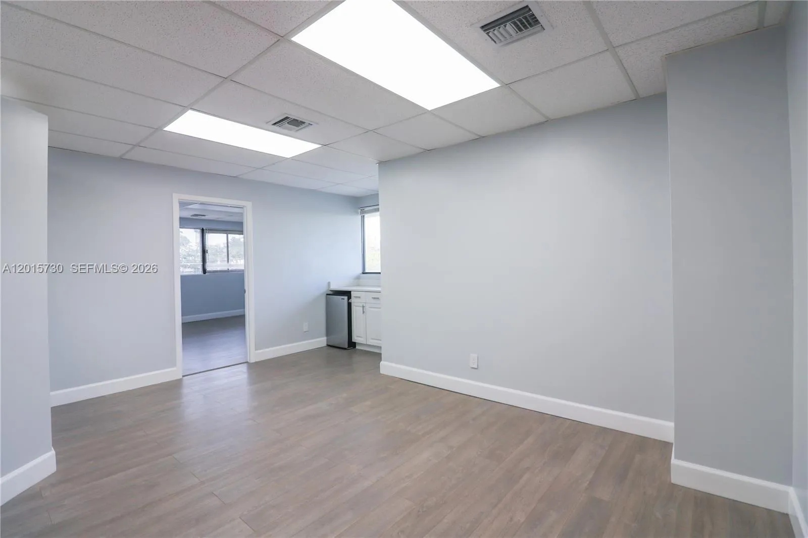 501 Golden Isles Dr # 206C, Hallandale Beach FL 33009