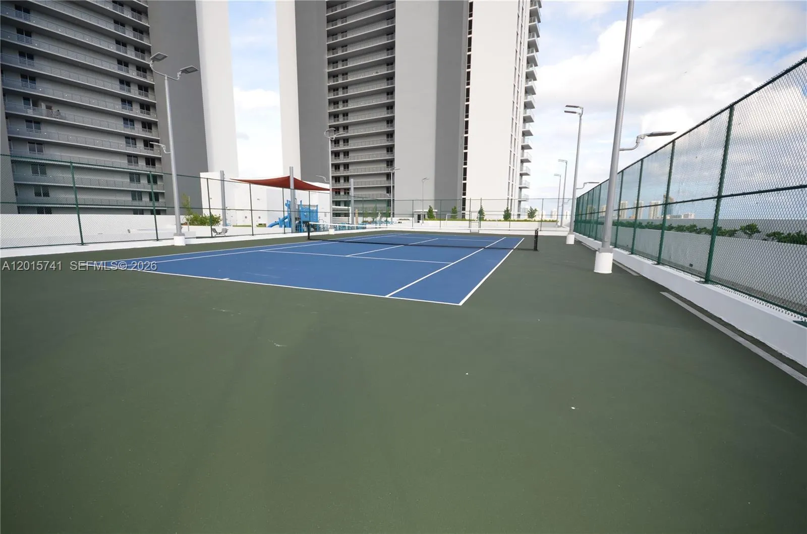 16385 Biscayne Blvd # 519, North Miami Beach FL 33160