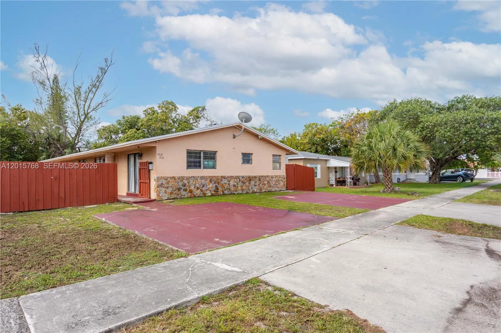 1916 - 1918 Grant Street, Hollywood FL 33020