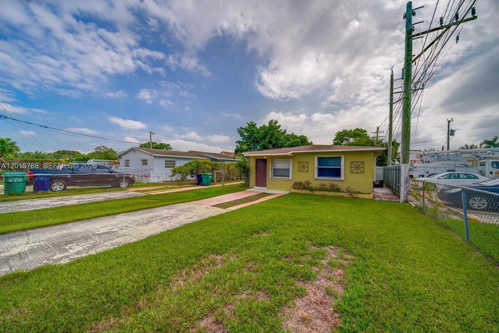 7358 SW 23rd St, Miami FL 33155
