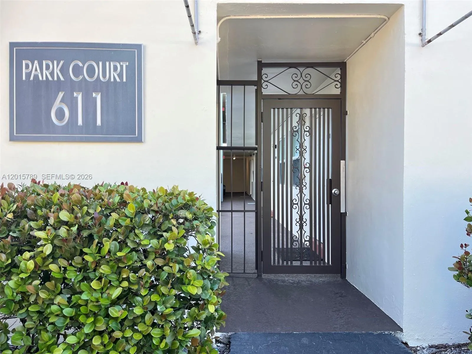 611 NE 14th Ave # 202, Fort Lauderdale FL 33304