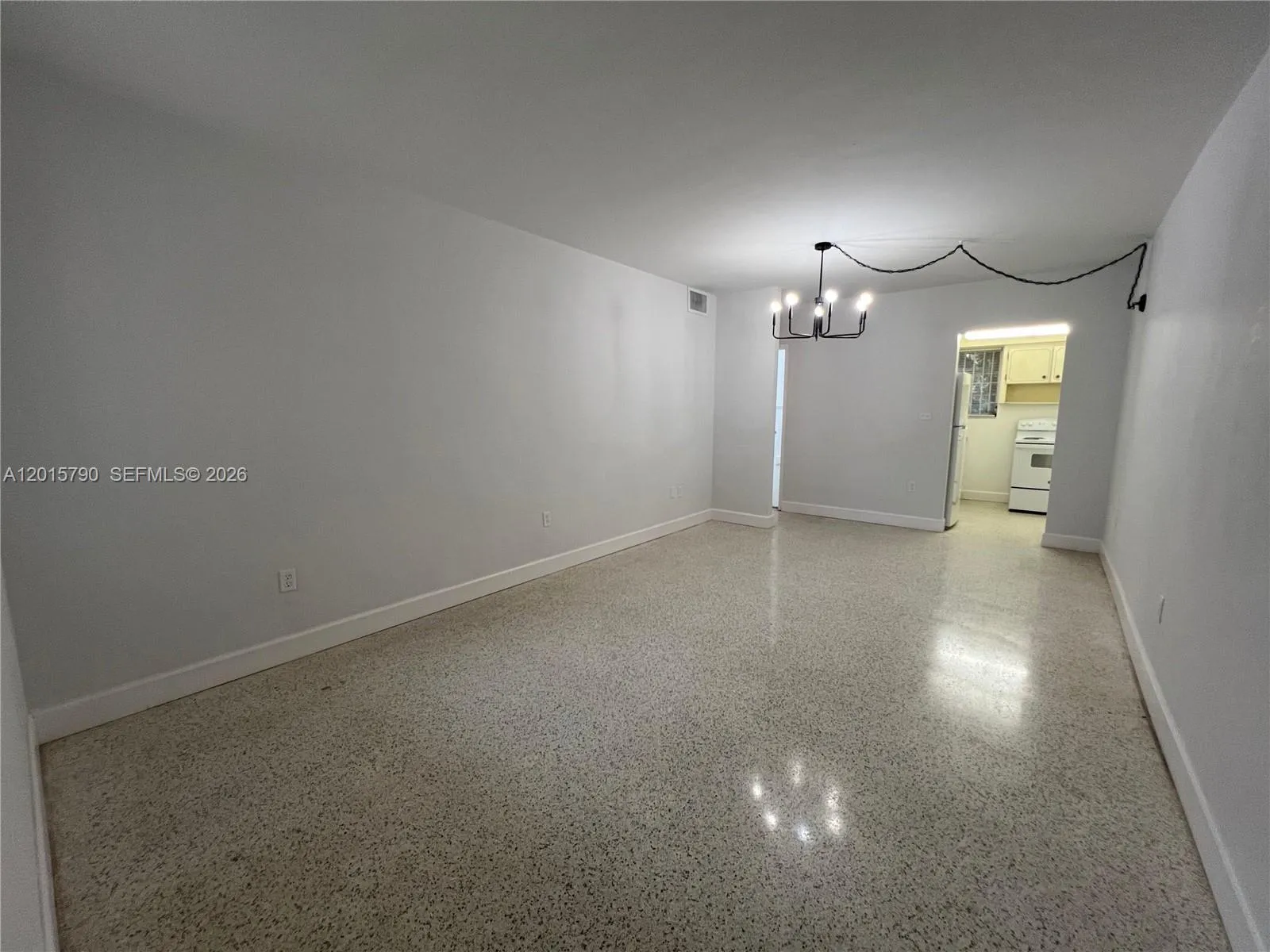 675 SW 7th Ave # 2, Miami FL 33130