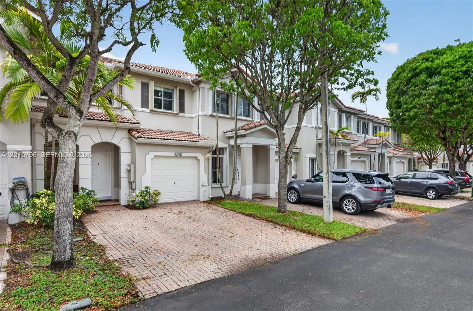 11248 NW 56th St, Doral FL 33178