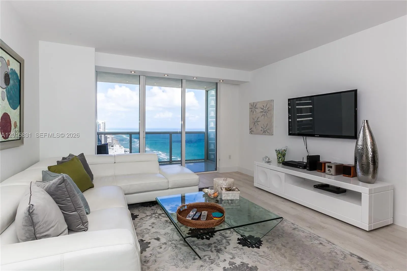 1830 S Ocean Dr # 3711, Hallandale Beach FL 33009