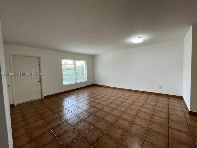 10112 SW 20th St, Miami FL 33165
