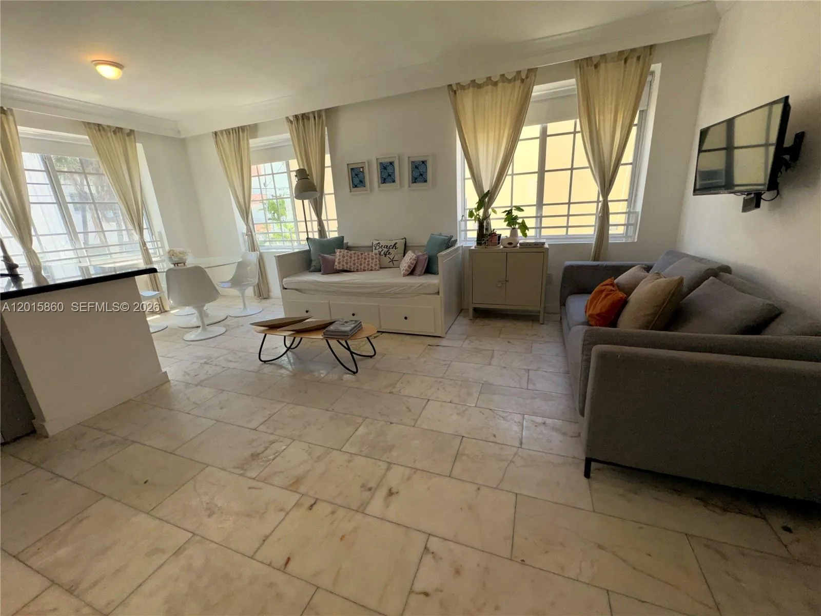 130 3rd St # 205, Miami Beach FL 33139