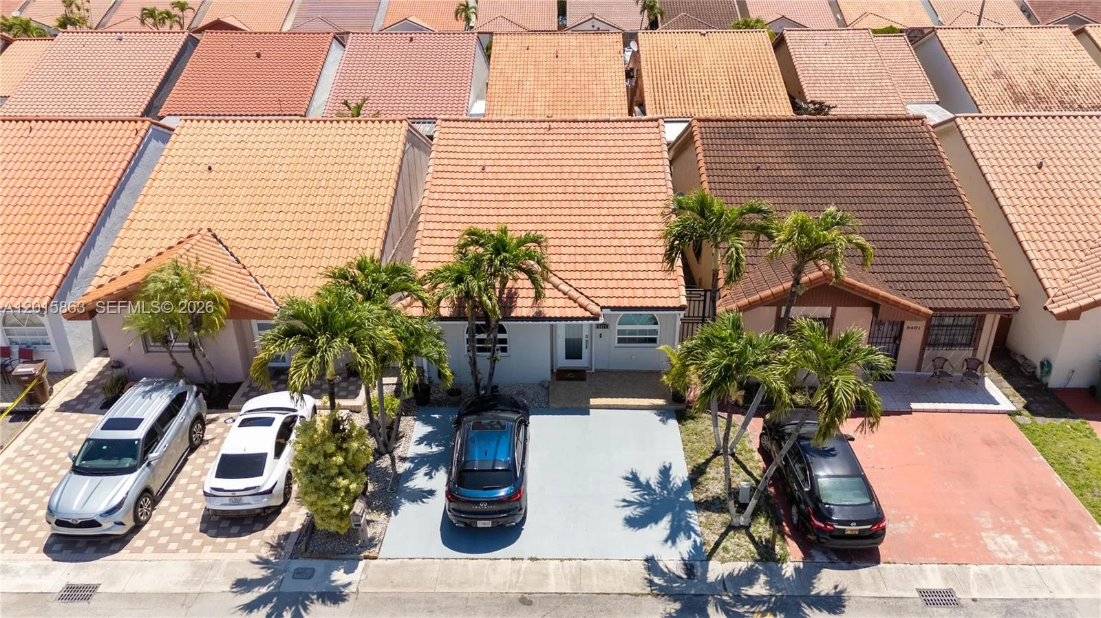 3 bedroom 2 bath for sale at 5471 W 27th Ct, Hialeah FL 33016