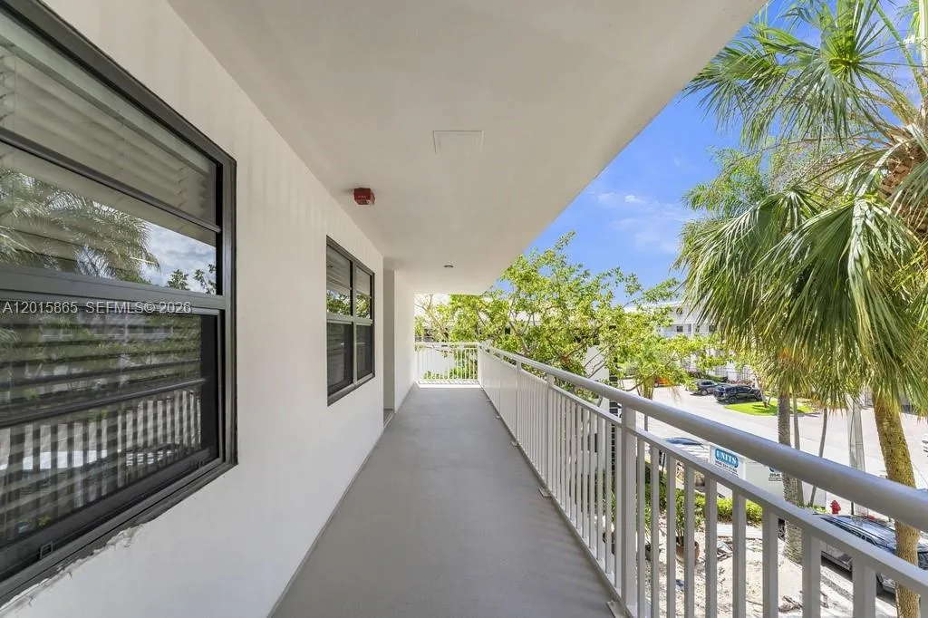 3100 NE 48th St # 318, Fort Lauderdale FL 33308