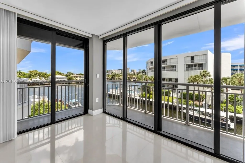 3100 NE 48th St # 318, Fort Lauderdale FL 33308