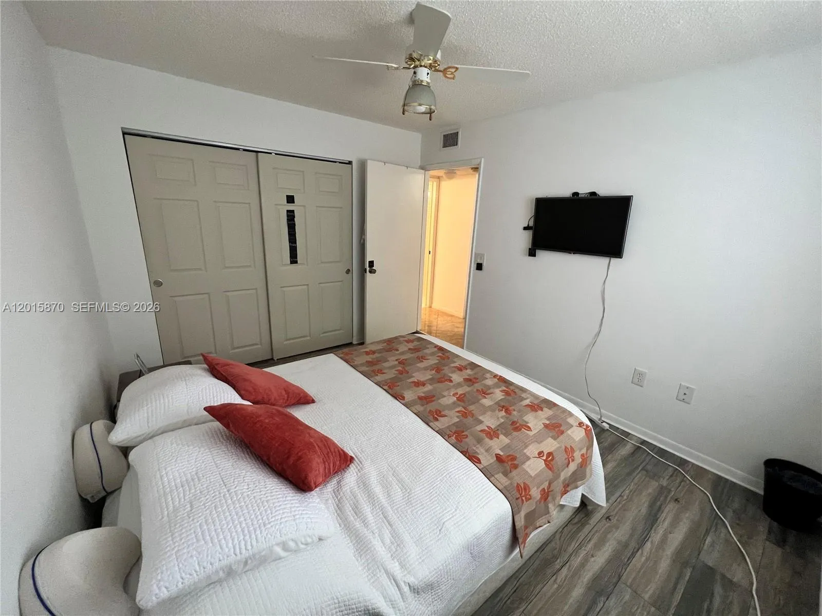 2236 N Cypress Bend Dr # 207, Pompano Beach FL 33069