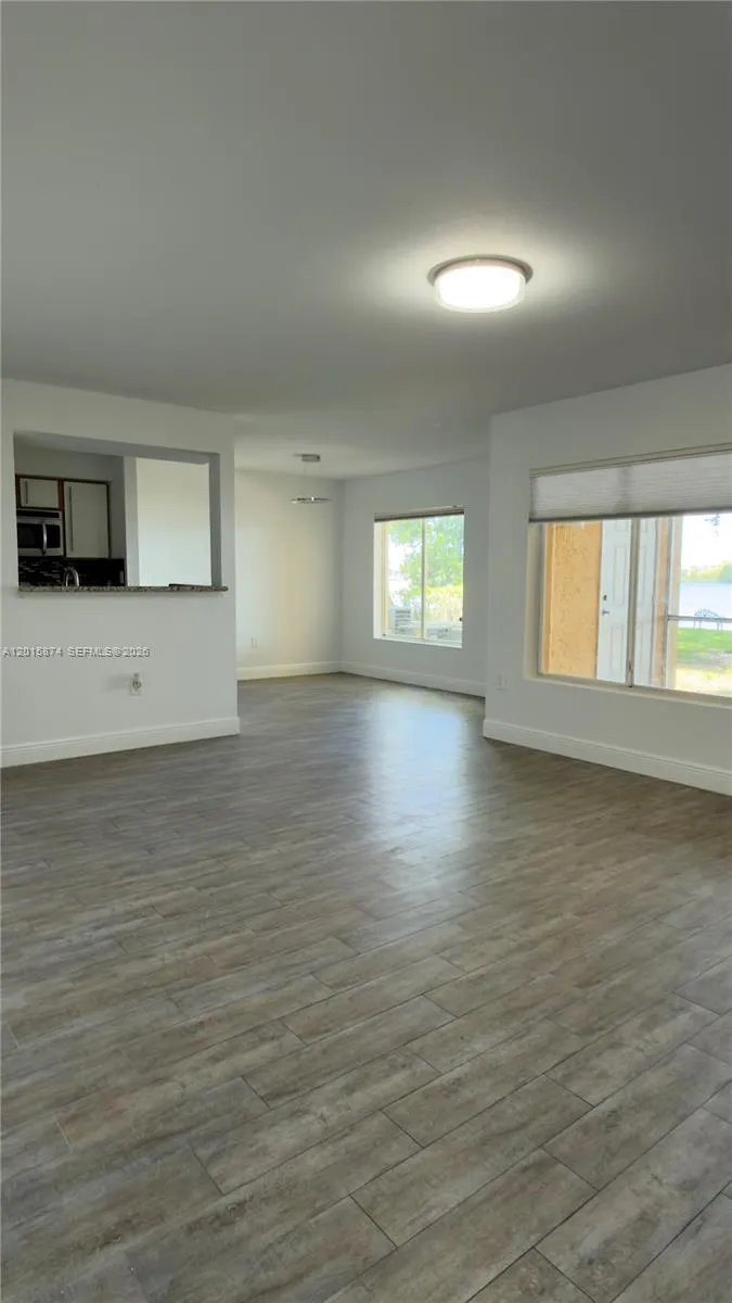 2445 NW 33rd St # 1404, Oakland Park FL 33309
