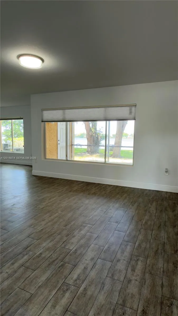 2445 NW 33rd St # 1404, Oakland Park FL 33309