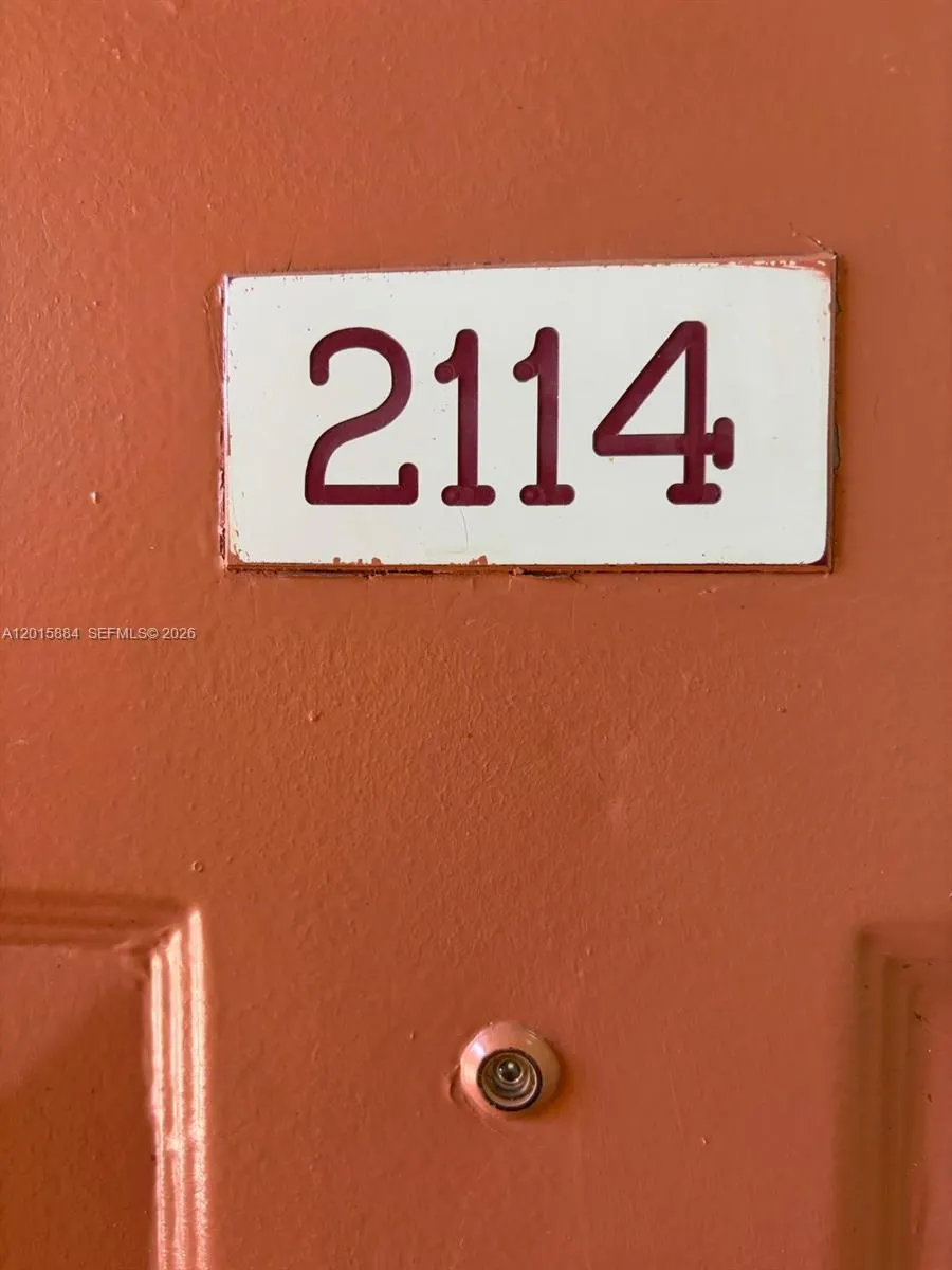 2607 NW 33rd St # 2114, Oakland Park FL 33309