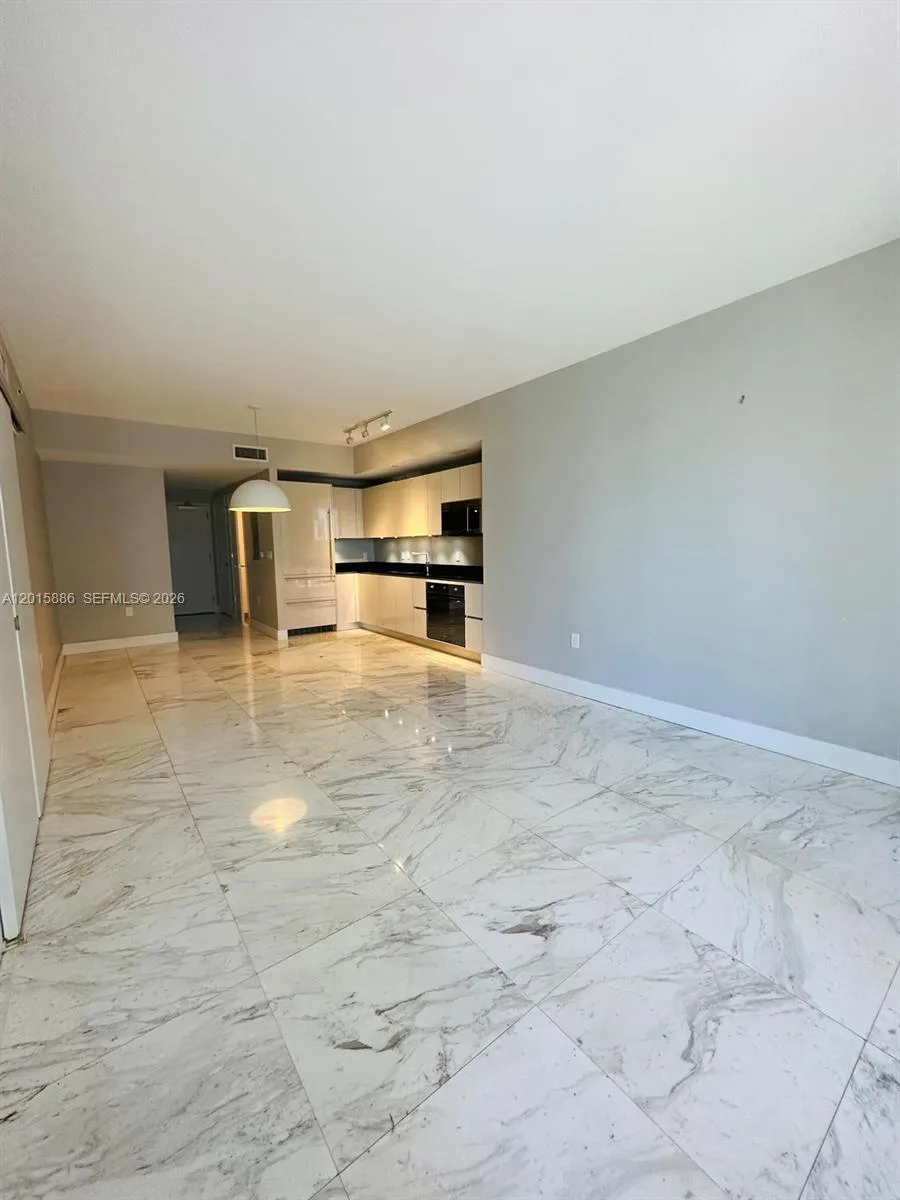 1010 Brickell Ave # 4208, Miami FL 33131