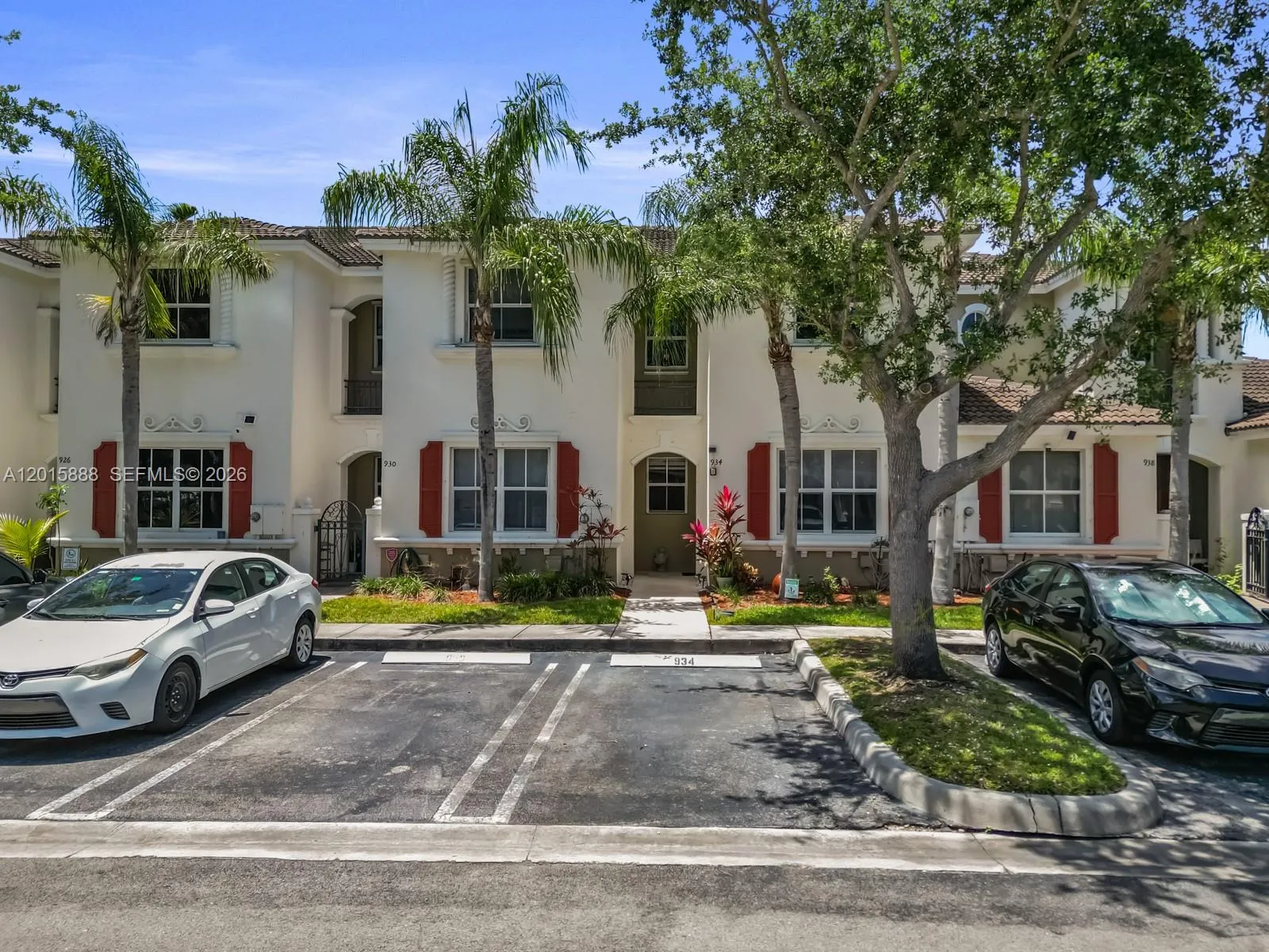 3 bedroom 2 bath for sale at 934 NE 42nd Ter, Homestead FL 33033