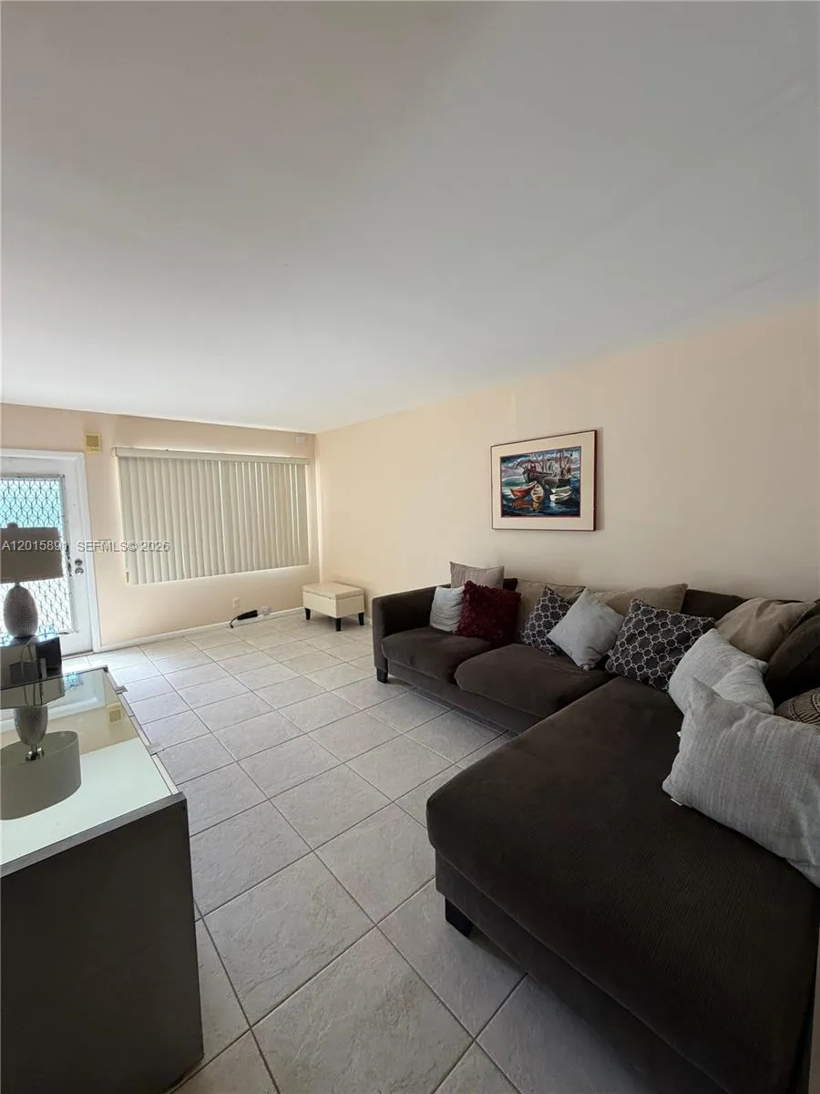 3032 Hythe B # 3032, Boca Raton FL 33434